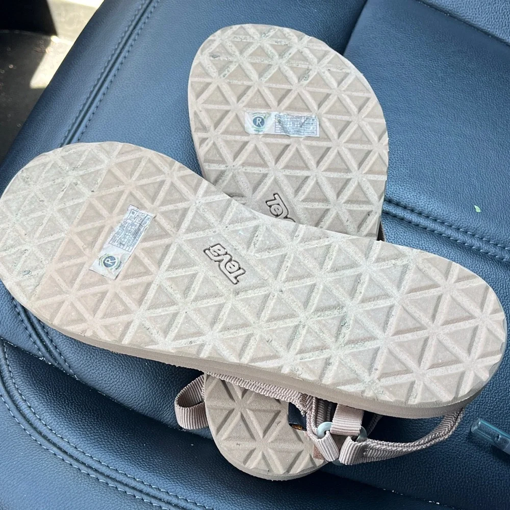 Teva Neutral Beige Strappy Sandals - Picture 2 of 3
